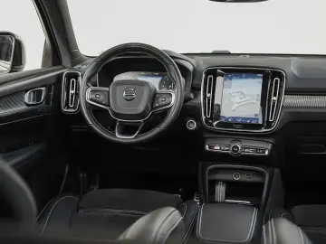 Volvo Xc-40