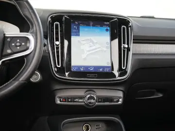 Volvo Xc-40
