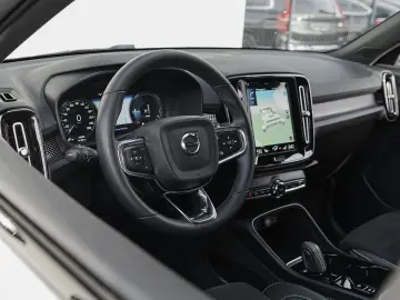 Volvo Xc-40