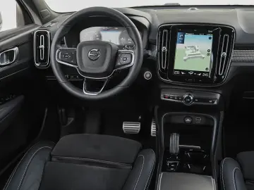 Volvo Xc-40