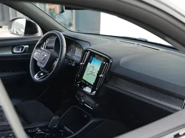 Volvo Xc-40
