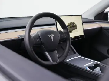 Tesla T-Model-Y