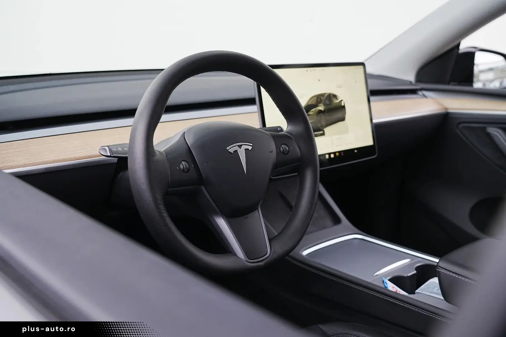 Tesla T-Model-Y