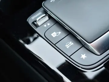 Mercedes-Benz A-250