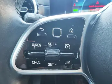 Mercedes-Benz A-250