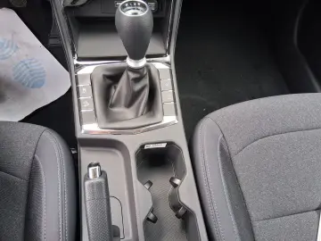 Ssangyong Korrando
