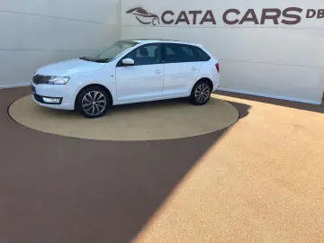 Skoda Rapid 1.6TDI  90CP  DSG  Climatronic  Panoramic  Pilot