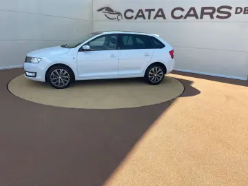 Skoda Rapid 1.6TDI  90CP  DSG  Climatronic  Panoramic  Pilot