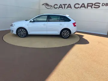 Skoda Rapid 1.6TDI  90CP  DSG  Climatronic  Panoramic  Pilot