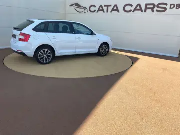 Skoda Rapid 1.6TDI  90CP  DSG  Climatronic  Panoramic  Pilot