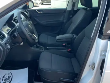Skoda Rapid 1.6TDI  90CP  DSG  Climatronic  Panoramic  Pilot