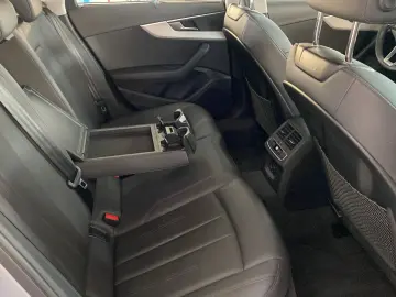 AUDI A4 40 TFSI quattro M-HEV