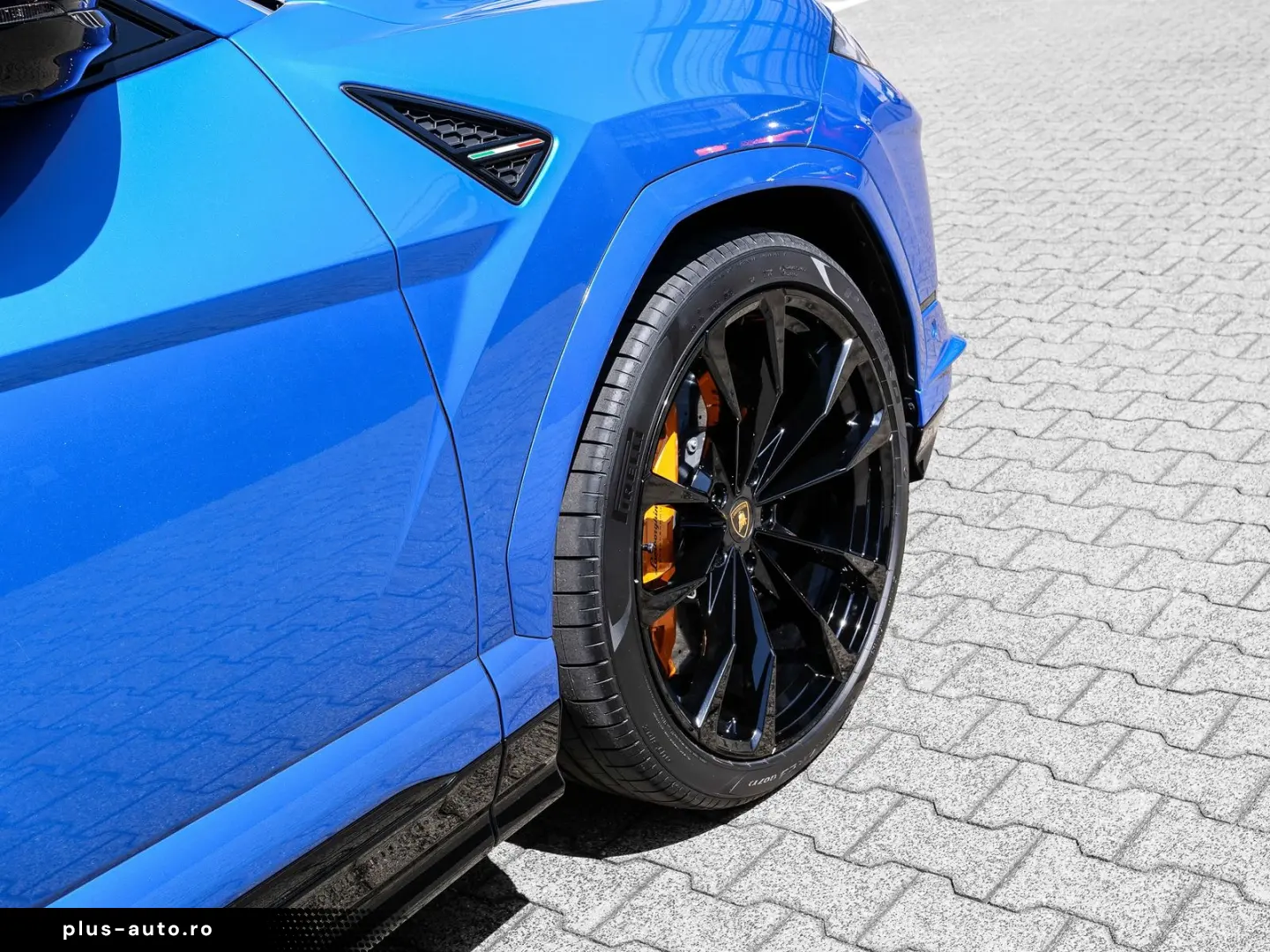 LAMBORGHINI Urus S Blu Eleos  Park Assistance Pack