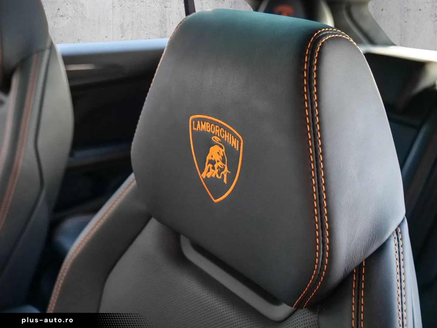 LAMBORGHINI Urus S Blu Eleos  Park Assistance Pack