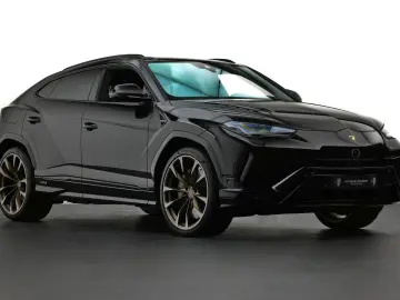LAMBORGHINI Urus S ADAS Carbon B&O Pano Akrapovič PPF