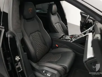 LAMBORGHINI Urus S ADAS Carbon B&O Pano Akrapovič PPF