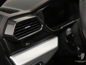 LAMBORGHINI Urus S ADAS Carbon B&O Pano Akrapovič PPF