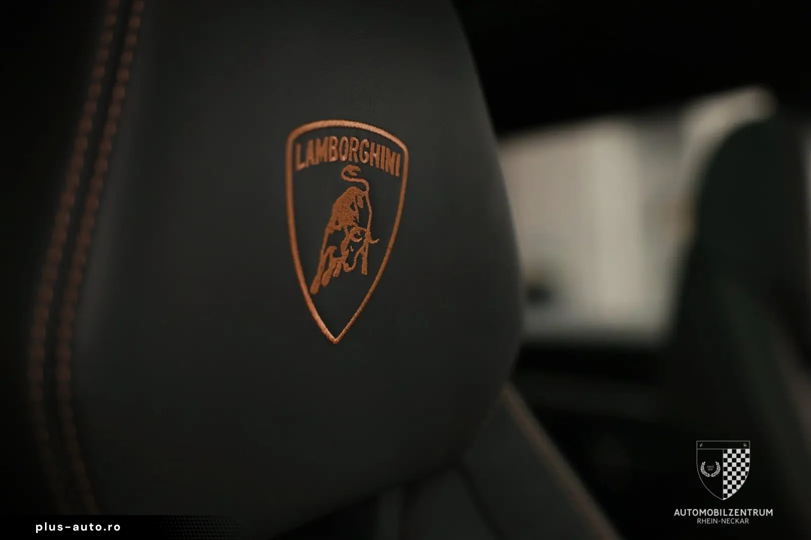 LAMBORGHINI Urus S ADAS Carbon B&O Pano Akrapovič PPF