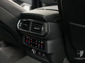 LAMBORGHINI Urus S ADAS Carbon B&O Pano Akrapovič PPF