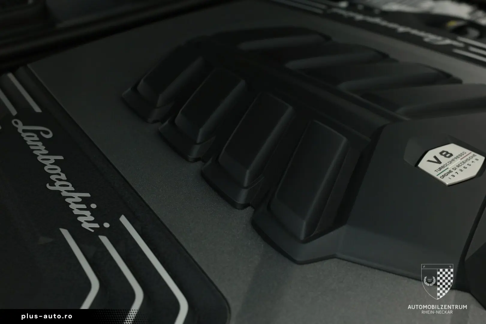 LAMBORGHINI Urus S ADAS Carbon B&O Pano Akrapovič PPF
