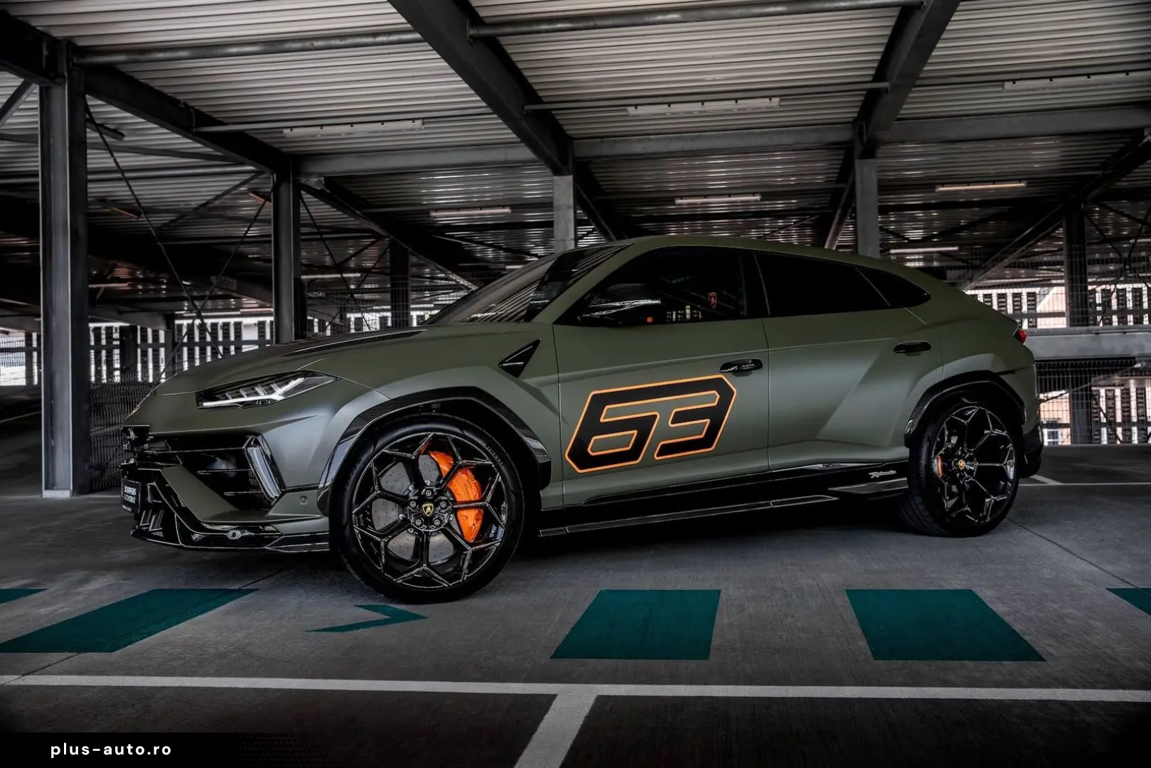 LAMBORGHINI Urus PERFORMANTE  ADAS  B&O CARBON AKRAPOVIC PPF