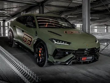 LAMBORGHINI Urus PERFORMANTE  ADAS  B&O CARBON AKRAPOVIC PPF