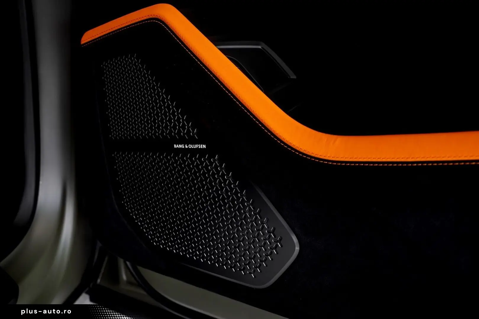 LAMBORGHINI Urus PERFORMANTE  ADAS  B&O CARBON AKRAPOVIC PPF