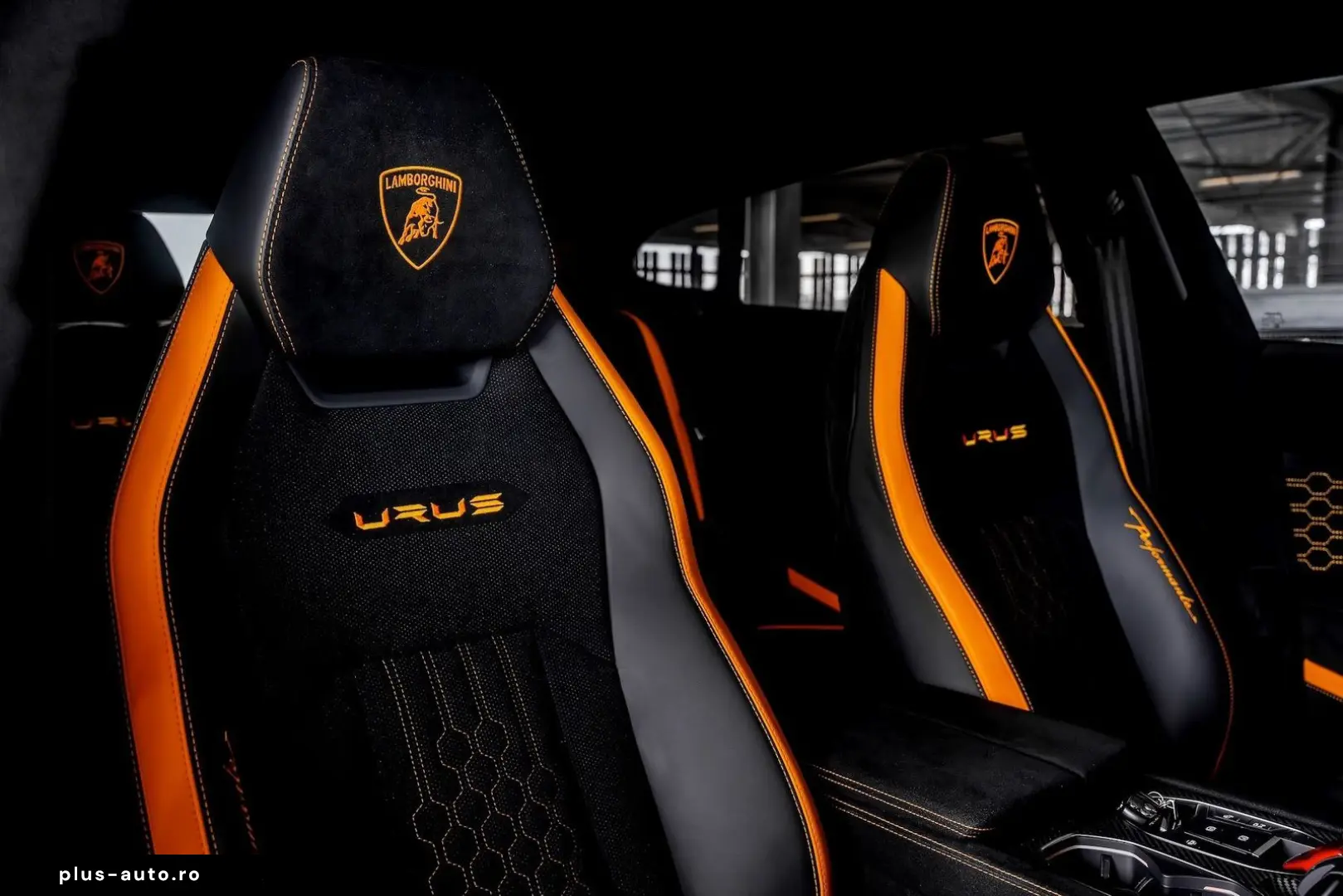 LAMBORGHINI Urus PERFORMANTE  ADAS  B&O CARBON AKRAPOVIC PPF