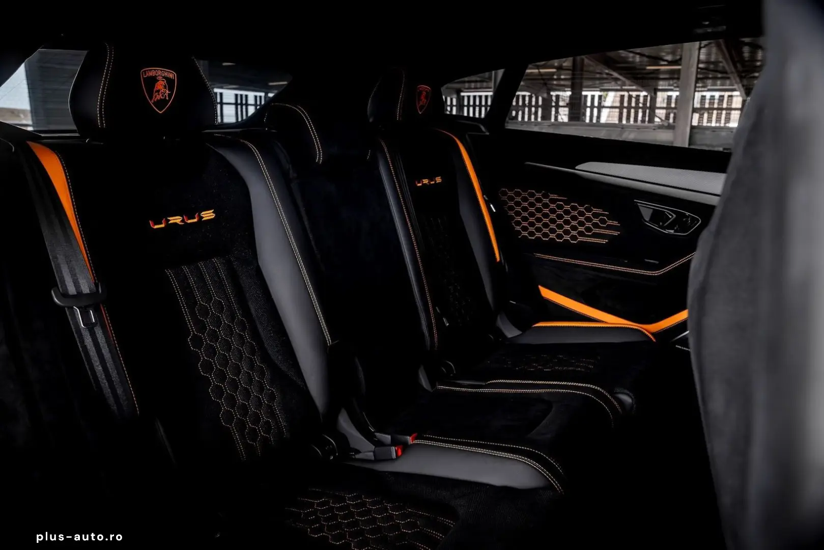 LAMBORGHINI Urus PERFORMANTE  ADAS  B&O CARBON AKRAPOVIC PPF