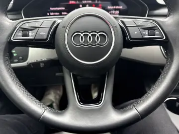 AUDI A4 Limousine 40 TDI