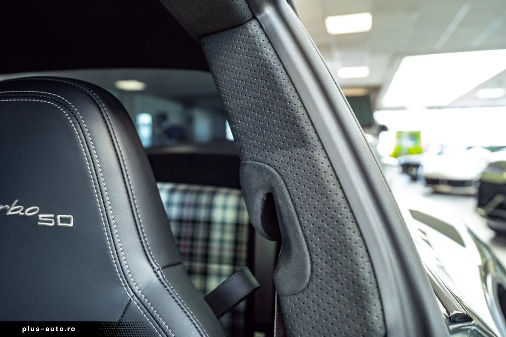 PORSCHE 911 Turbo 50 Jahre Carbondach Heritage Burm 360