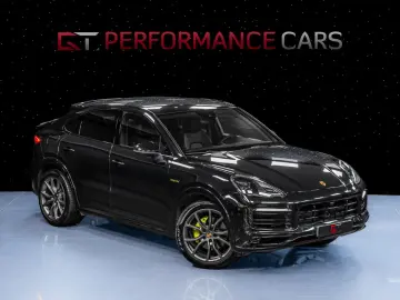 PORSCHE Cayenne E-Hyb Coupé PLATINUM SpDesign 21  Pano