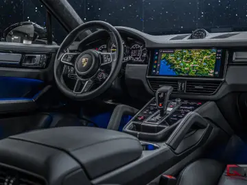 PORSCHE Cayenne E-Hyb Coupé PLATINUM SpDesign 21  Pano