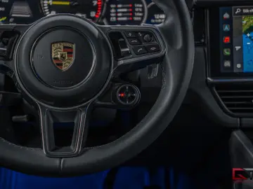PORSCHE Cayenne E-Hyb Coupé PLATINUM SpDesign 21  Pano