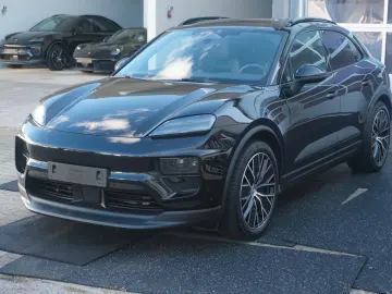 PORSCHE Macan Electric 4 Panorama AHK LUFTFEDERUNG ACC