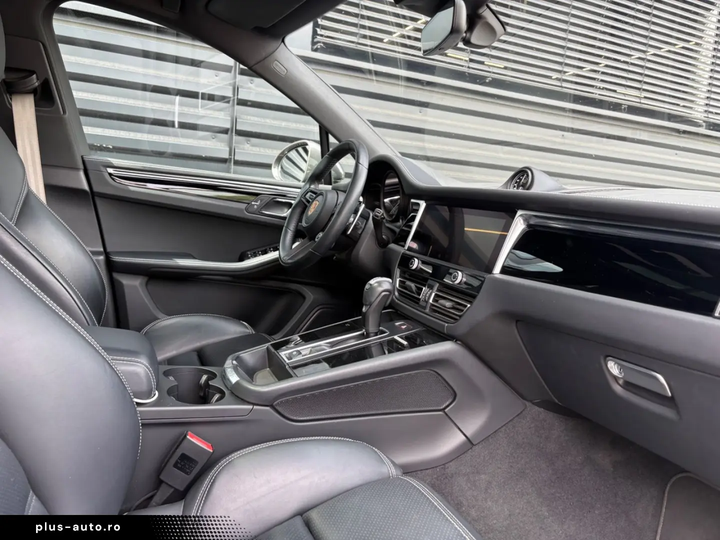 PORSCHE Macan  T -PANO-LUFT-ABGAS-PAS-1.HAND