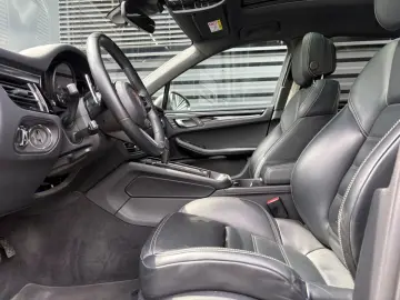 PORSCHE Macan  T -PANO-LUFT-ABGAS-PAS-1.HAND