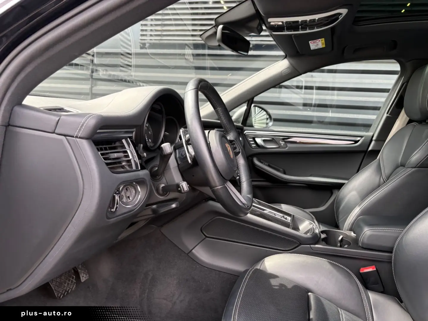 PORSCHE Macan  T -PANO-LUFT-ABGAS-PAS-1.HAND