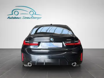 BMW 318i Limousine M Sport