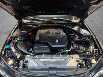 BMW 318i Limousine M Sport