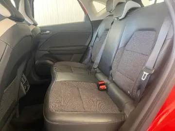 RENAULT CAPTUR 1.3 TCe MHEV 140CP Intens EDC