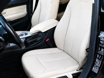 BMW Seria 3 320d xDrive Automat