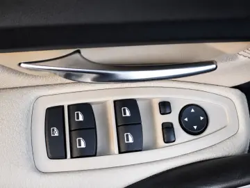 BMW Seria 3 320d xDrive Automat
