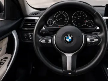 BMW Seria 3 320d xDrive Automat