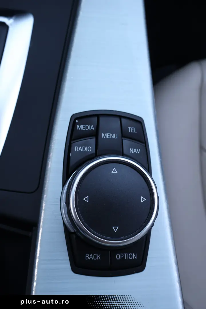 BMW Seria 3 320d xDrive Automat