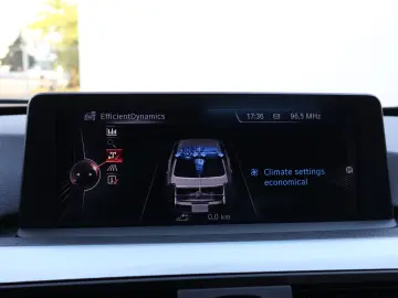 BMW Seria 3 320d xDrive Automat