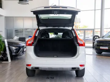 Volvo XC 60 2.4 D4 AWD