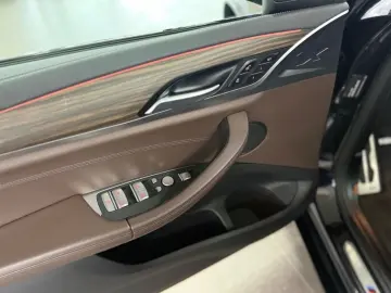 BMW X4 M40d HuD DAP Pano Park Winterfreunde uvm.