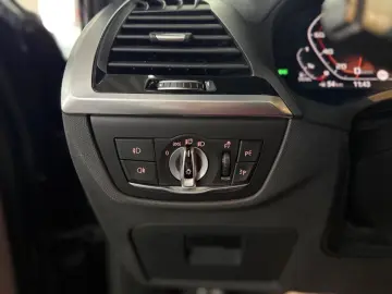 BMW X4 M40d HuD DAP Pano Park Winterfreunde uvm.