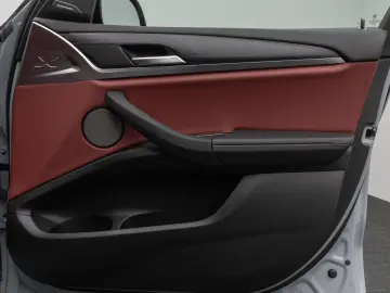 BMW X4 xD30i M Sport Panorama 360 DAB H K AHK Komfor